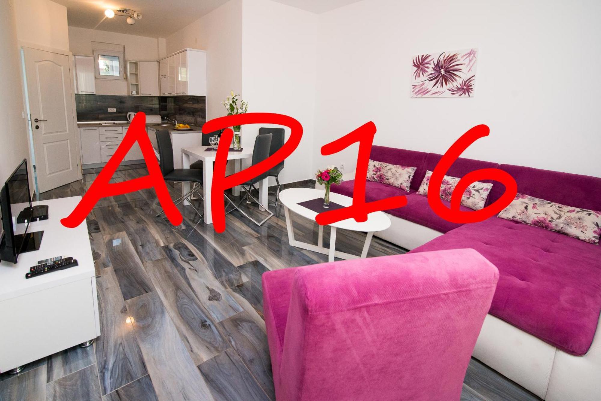 Apartments Limunada Утеха Стая снимка