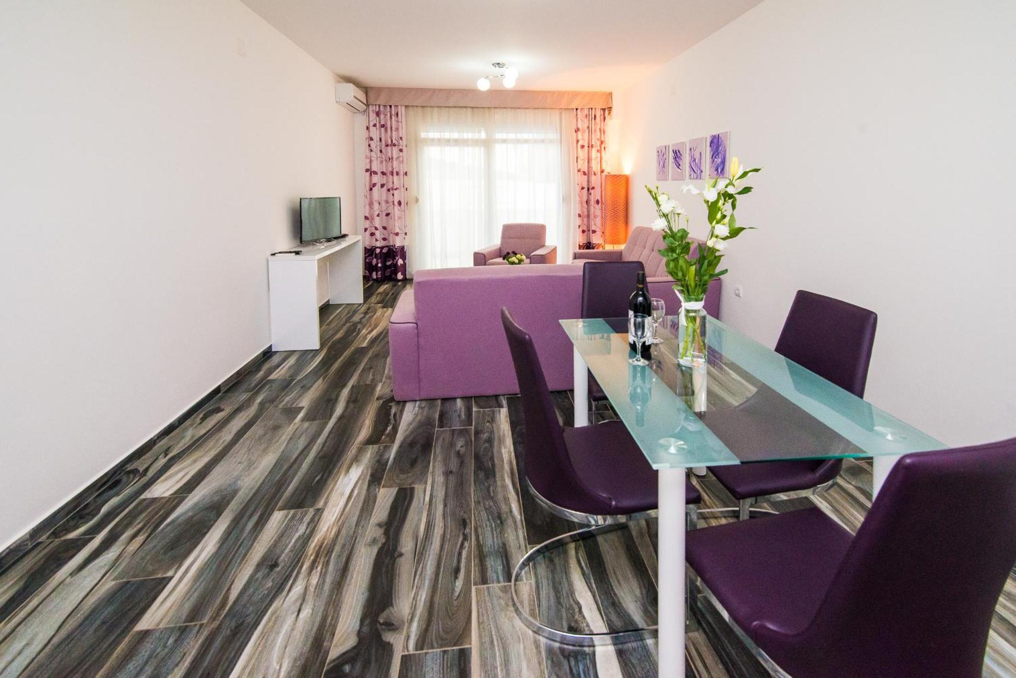 Apartments Limunada Утеха Стая снимка