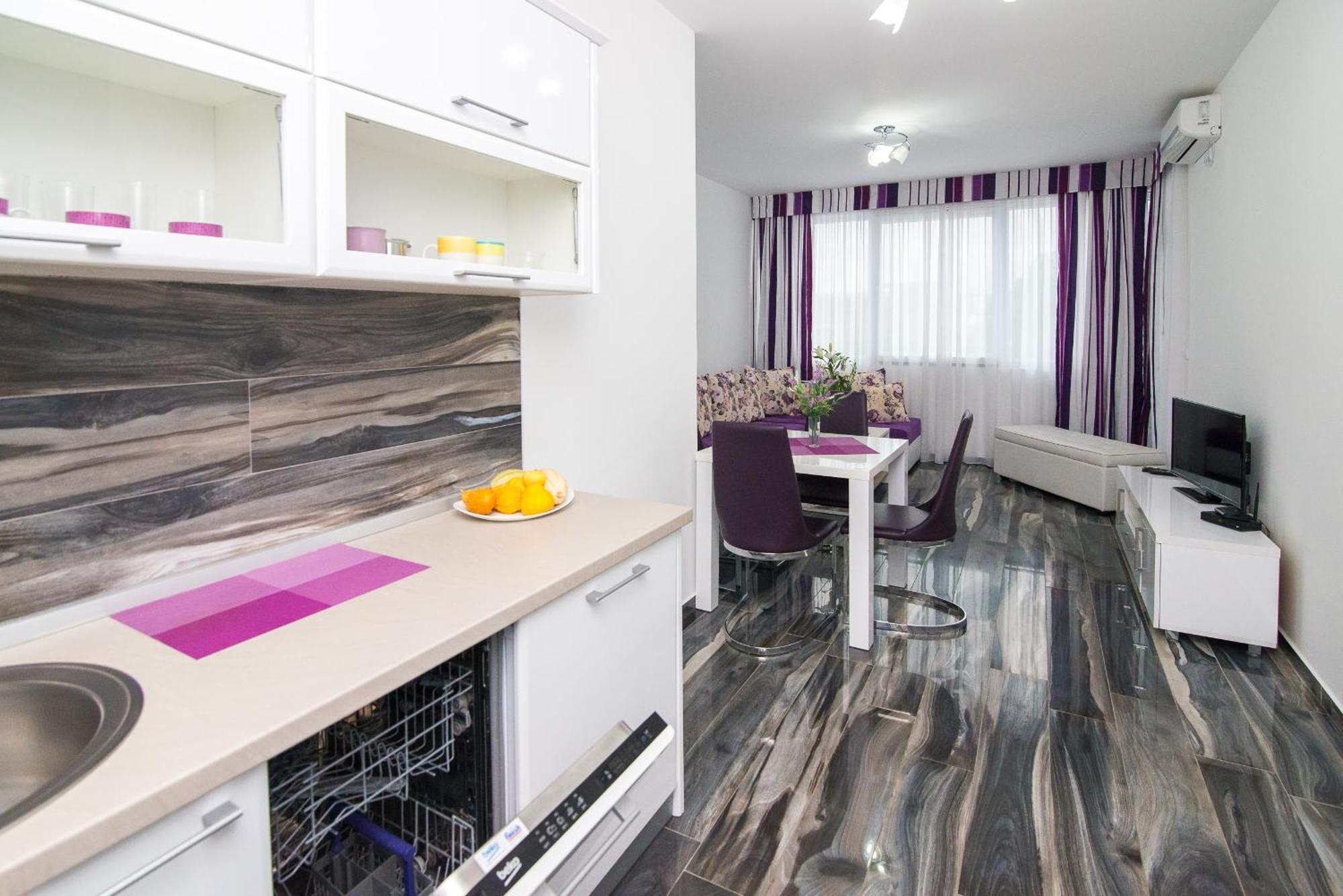 Apartments Limunada Утеха Стая снимка
